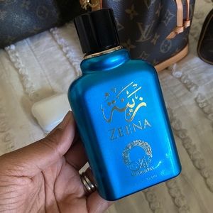 Khalis Zeena Sharqiyat